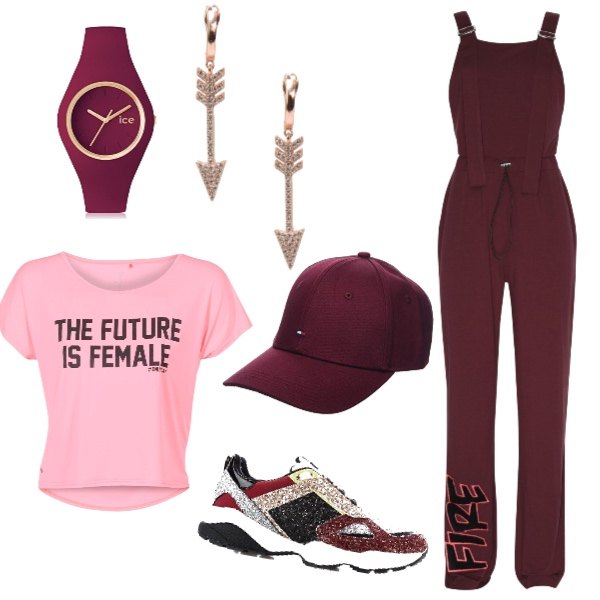 Outfit donna - Sneakers cool. Stile Urban per Tutti i giorni. Abbinamento con salopette, orecchini, t-shirt a maniche corte rosa, sneakers contrasto glitter multicolore, berretto baseball rosso, orologio analogico con cinturino.
