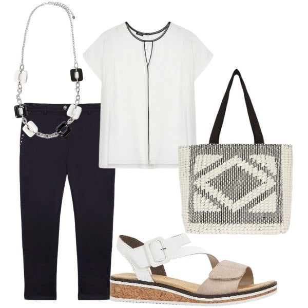 Outfit donna - Outifit di luglio. Stile Casual per Tutti i giorni. Abbinamento con sandali, bluse, pantaloni chino, shopping bag, collane.