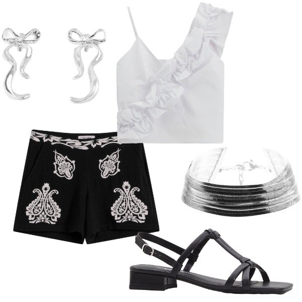 Outfit donna - Serata tra amici. Stile Casual chic per Serata fuori. Abbinamento con shorts, sandali col tacco, orecchini, top, braccialetti.