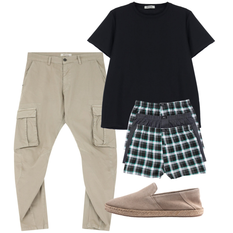 Outfit uomo - Agosto. Stile Trendy per Tutti i giorni. Abbinamento con boxer, t-shirt, pantaloni cargo, espadrillas.