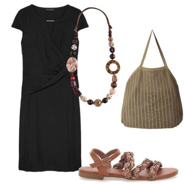 Outfit donna - Di sera ad Agosto. Stile Casual per Tutti i giorni. Abbinamento con borse tote, vestiti midi/longuette, sandali, collane.