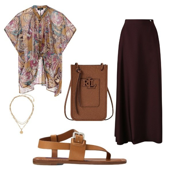 Outfit donna - urban style. Stile Casual chic per Tutti i giorni. Abbinamento con gonne lunghe, camicie a manica corta, sandali in pelle, ciondoli, borse a tracolla.