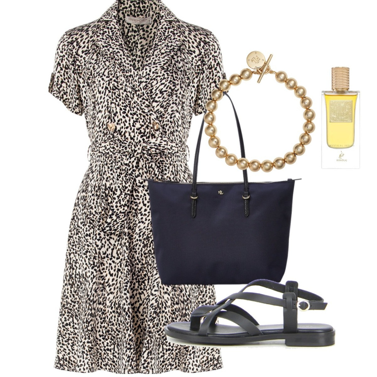 Outfit donna - Agosto. Stile Casual per Tutti i giorni. Abbinamento con profumi, vestiti corti, borse tote, braccialetti, sandali.