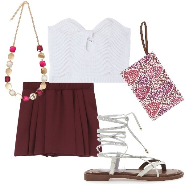 Outfit donna - Serata tra amici. Stile Casual chic per Serata fuori. Abbinamento con top, gonne, collane, sandali alla schiava, pochette.