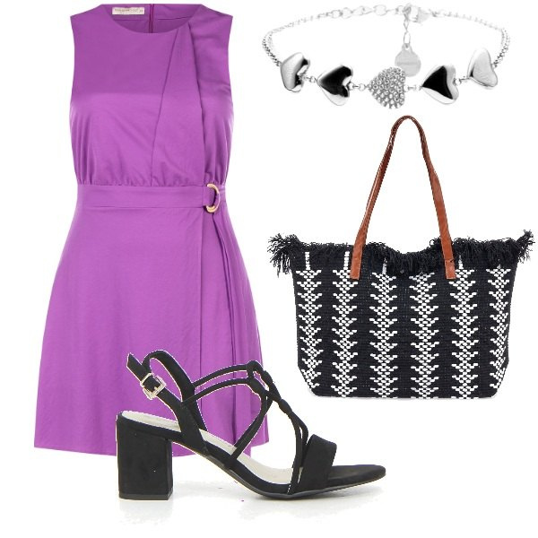 Outfit donna - A cena fuori. Stile Casual chic per Serata fuori. Abbinamento con vestiti, braccialetti, borse a spalla, sandali col tacco.