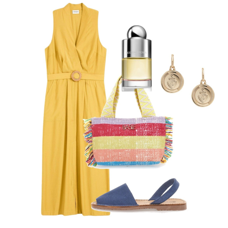 Outfit donna - Agosto. Stile Bon Ton per Tutti i giorni. Abbinamento con vestiti, profumi, orecchini, sandali, pochette.