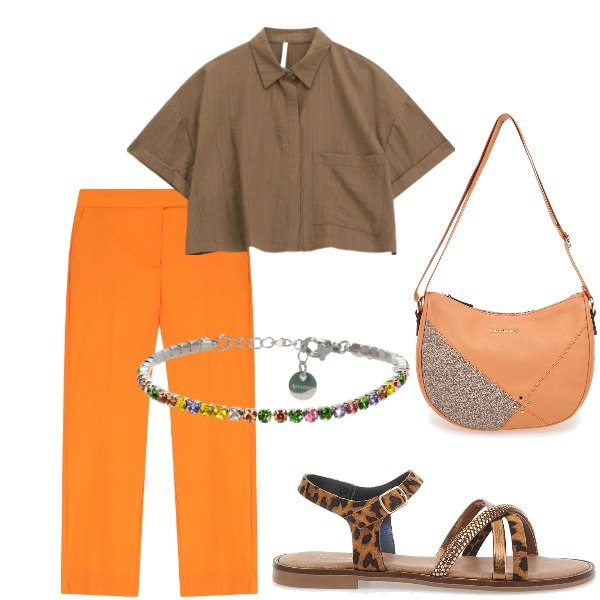 Outfit donna - E siamo in Agosto....... Stile Casual chic per Tutti i giorni. Abbinamento con pantaloni, camicie a manica corta, braccialetti, sandali, borse a tracolla.