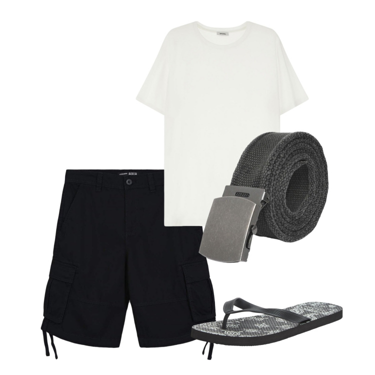 Outfit uomo - Agosto. Stile Casual per Tutti i giorni. Abbinamento con sandali, bermuda, cinture, t-shirt.