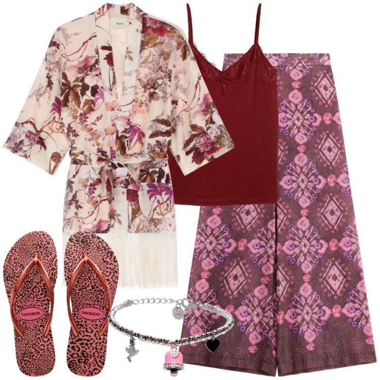 Outfit donna - Viaggio in India. Stile Etnico per Tutti i giorni. Abbinamento con top, pantaloni, trench, braccialetti, infradito.