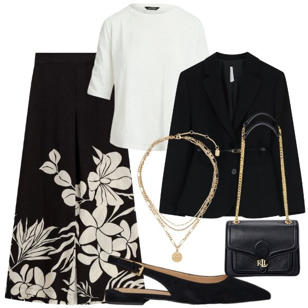 Outfit donna - Un omaggio a Re Giorgio. Stile Minimal per Serata fuori. Abbinamento con blazer, pantaloni a palazzo, ballerine, ciondoli, borse a spalla, t-shirt.