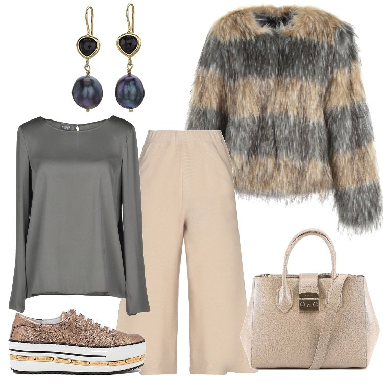 Outfit donna - Beige e glitter. Stile Trendy per Serata fuori. Abbinamento con blusa collo tondo a maniche lunghe crêpe, pantalone capri lavorato a maglia vita alta tinta unita, ecopelliccia, sneakers con lacci, borsa a mano con zip e bottoni, orecchini con perle forma ovale in argento 925 blu e nero.