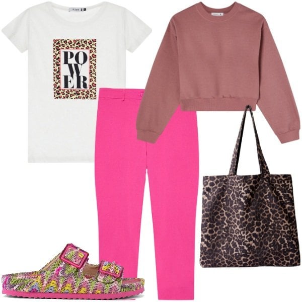 Outfit donna - Power. Stile Casual chic per Mare. Abbinamento con shopping bag, felpe, t-shirt, sandali, pantaloni.