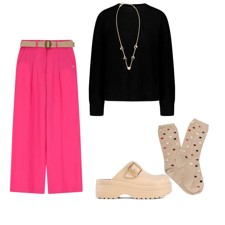 Outfit donna - Comoda in casa. per Tutti i giorni. Abbinamento con pantaloni, collane, maglieria, sandali, calzini.