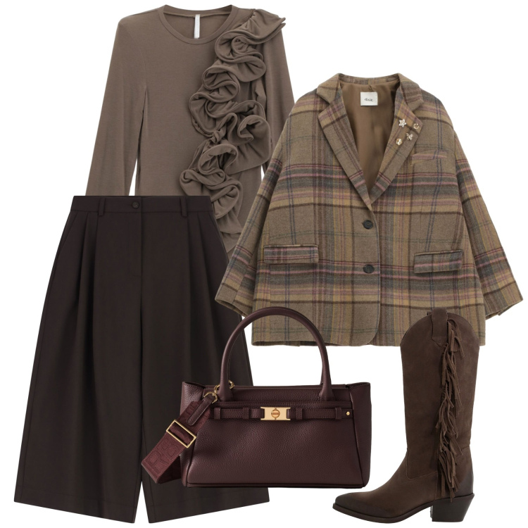 Outfit donna - W il cioccolato - @pamela. Stile Chic per Tutti i giorni. Abbinamento con t-shirt, shorts, blazer, stivali, borse a mano.