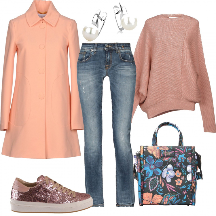 Outfit donna - Visita al museo. Stile Basic per Tutti i giorni. look ideale per Petite. Abbinamento con soprabito collo classico a maniche lunghe interno sfoderato crêpe, pullover lavorato a maglia collo tondo a maniche lunghe in lana tinta unita, borsa a mano, jeans delavé vita bassa con zip in pelle tinta unita, sneakers made italy glitter rosa, orecchini con perle in oro bianco certificato autenticità.