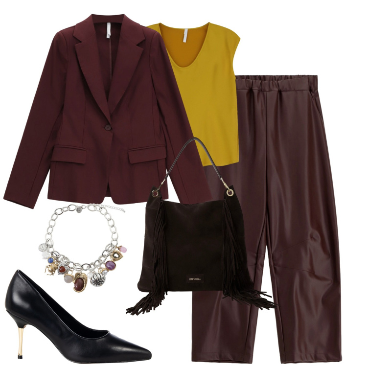 Outfit donna - City. Stile Casual chic per Tutti i giorni. Abbinamento con décolleté, blazer, top, borse a spalla, pantaloni, braccialetti con ciondoli.