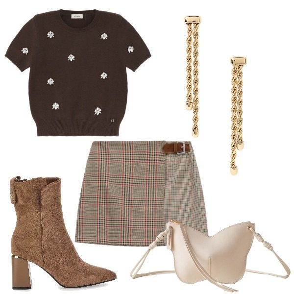 Outfit donna - black friday. per Tutti i giorni. Abbinamento con borse a tracolla, minigonne, maglieria, orecchini, stivaletti.