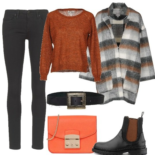 Outfit donna - Trendy #2295. Stile Trendy per Ufficio. Abbinamento con cappotto fantasia collo con revers a maniche lunghe interno sfoderato monopetto, pullover, jeans slim fit nero, tronchetti nero e marrone, catena mini in pelle con tracolla removibile, cintura con fibbia in denim lunghezza regolabile nero e oro.