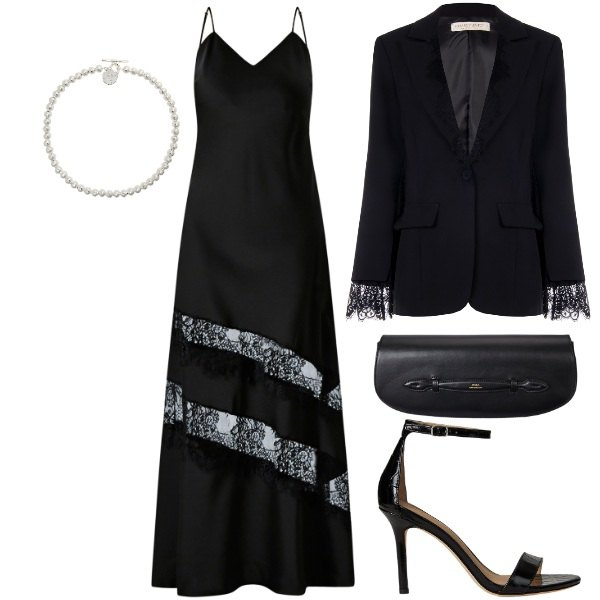 Outfit donna - serata di gala. Stile Chic per Cerimonia. Abbinamento con vestiti lunghi, blazer, clutch, collane, sandali in pelle.