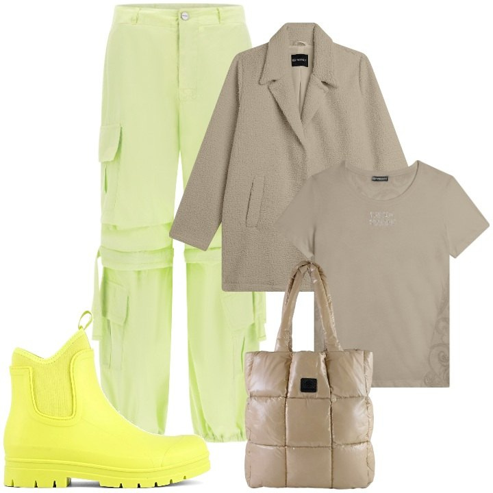 Outfit donna - Sporty-chic autunnale. Stile Sporty chic per Tutti i giorni. Abbinamento con t-shirt, pantaloni cargo, cappotti, shopping bag, stivali.