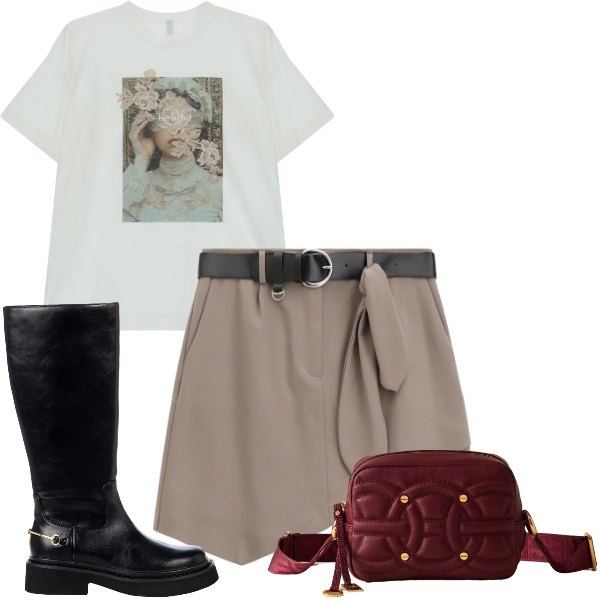 Outfit donna - black friday chic. Stile Chic per Tutti i giorni. Abbinamento con stivali sopra il ginocchio, t-shirt, minigonne, borse a tracolla.