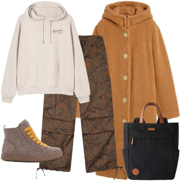 Outfit donna - passeggiata senza meta. Stile Urban per Tutti i giorni. Abbinamento con ecopellicce, zaini, sneakers alte, pantaloni cargo, felpe con cappuccio.