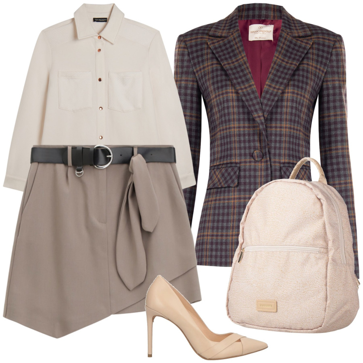 Outfit donna - Blazer scontato ufficio glam assicurato. Stile Urban per Ufficio. Abbinamento con zaini, décolleté, minigonne, camicie, blazer.