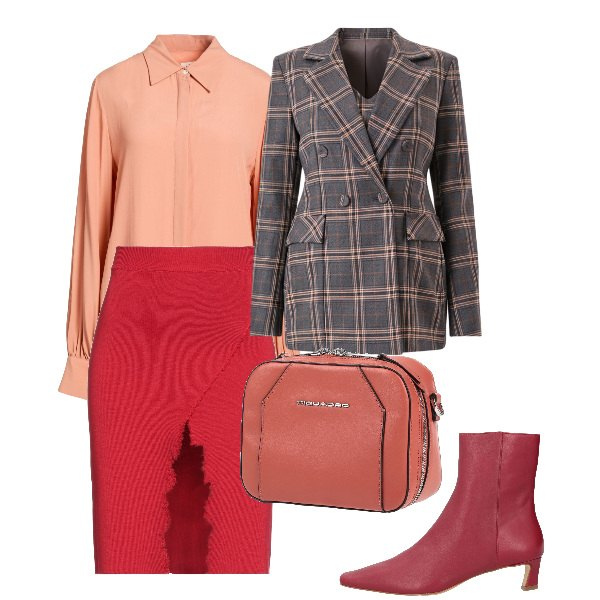 Outfit donna - In ufficio al rientro. Stile Chic per Ufficio. Abbinamento con minigonne, marsupi, stivaletti, camicie, blazer.