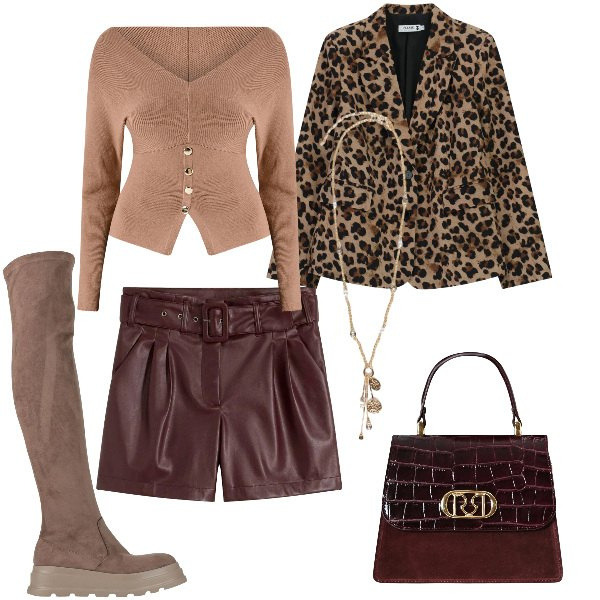 Outfit donna - Total look #2323957. Stile Trendy per Serata fuori. Abbinamento con shorts, stivali sopra il ginocchio, blazer, maglieria, borse a mano, ciondoli.