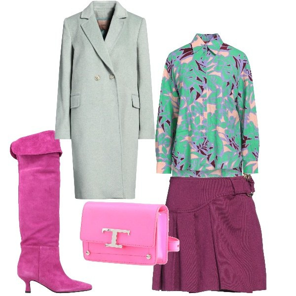 Outfit donna - Passeggiata in città con stivali. Stile Trendy per Tutti i giorni. Abbinamento con minigonne, cappotti, stivali, marsupi, camicie.