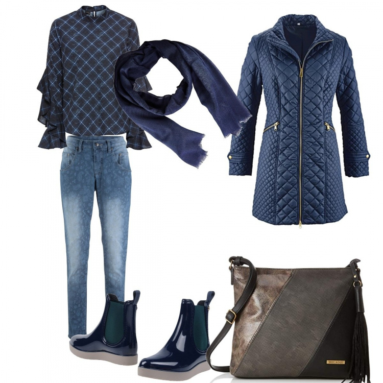 Outfit donna - Basic, sfumatura di blu. Stile Basic per Tutti i giorni. Abbinamento con blazer, blusa con volant a maniche lunghe blu, jeans elasticizzato fantasia blu, stivaletti chelsea con zeppe e punta tonda tinta unita, borsa a tracolla nero, sciarpa con frange blu.