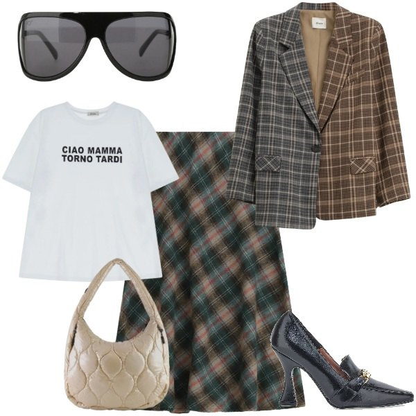 Outfit donna - Chic vibes. Stile Casual chic per Ufficio. Abbinamento con occhiali da sole, blazer, t-shirt, gonne longuette, borse tote, décolleté.