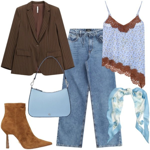 Outfit donna - Marrone e azzurro per la primavera. Stile Chic per Serata fuori. Abbinamento con stivaletti, blazer, top, jeans, foulard, borse a spalla.