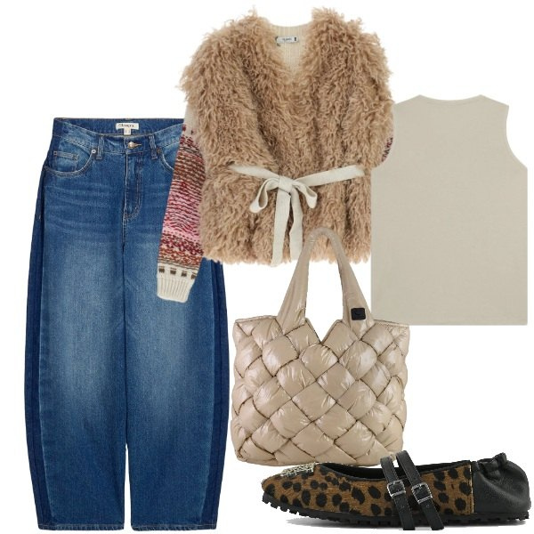 Outfit donna - Marzo. Stile Casual per Tutti i giorni. Abbinamento con jeans, maglieria, canottiere, borse tote, ballerine.
