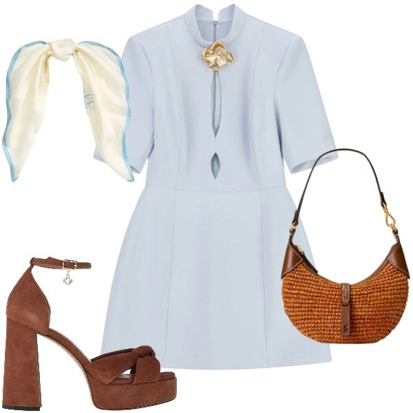 Outfit donna - Abitino vintage da cerimonia. Stile Vintage retrò per Cerimonia. Abbinamento con sandali in pelle, vestiti corti, borse a spalla, foulard.