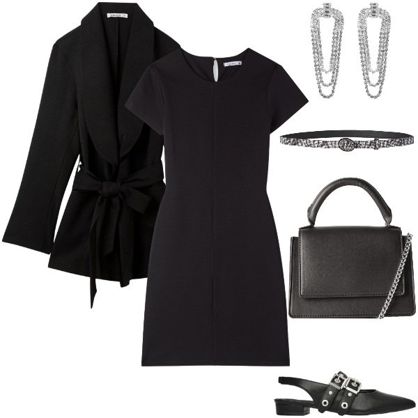 Outfit donna - Terranova Total Look. Stile Trendy per Serata fuori. Abbinamento con vestiti corti, orecchini, borse a tracolla, cinture, ballerine, blazer.
