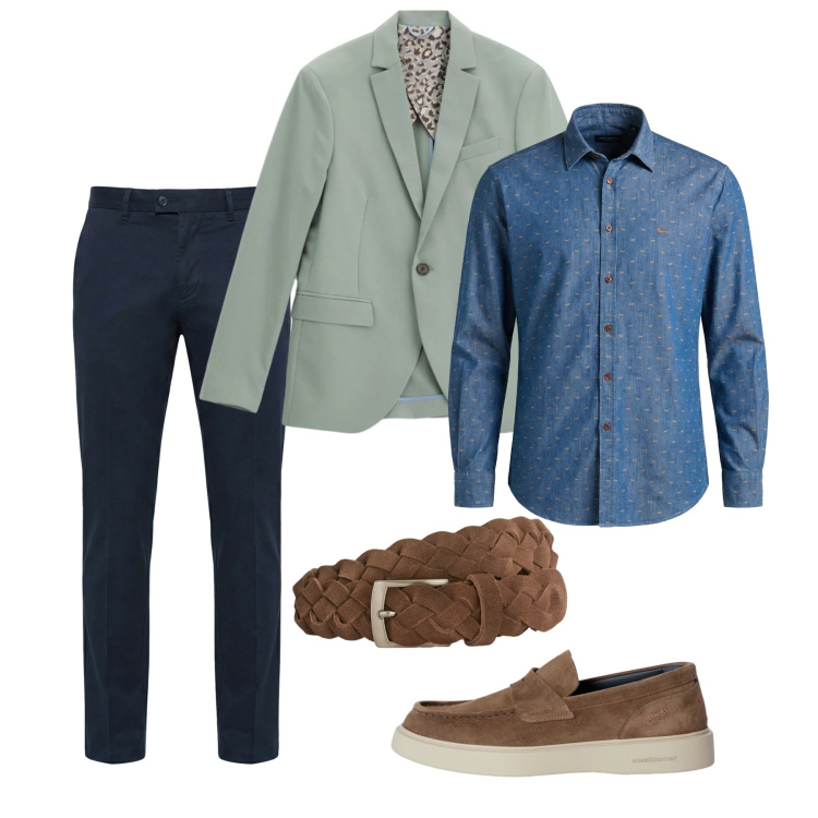 Outfit uomo - Acqua azzurra. Stile Casual per Tutti i giorni. Abbinamento con scarpe stringate, camicie, cinture, pantaloni chino, giacche.