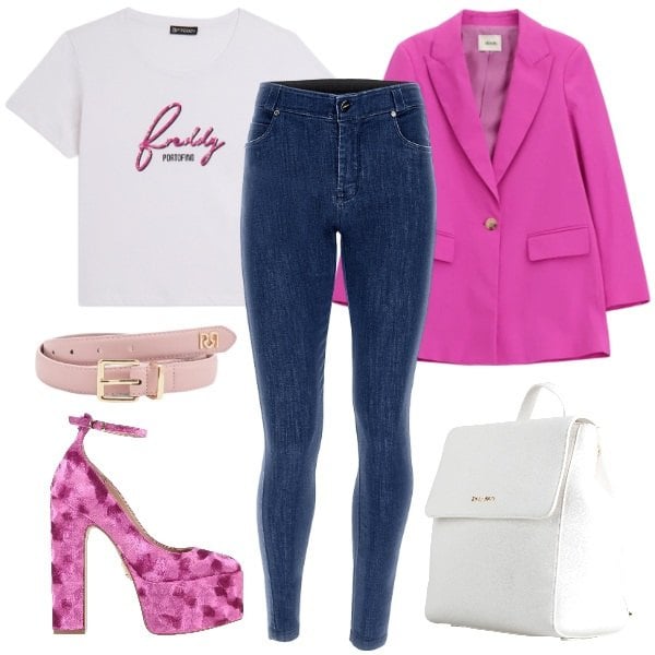 Outfit donna - Dal Bianco puro al Rosa orchidea. Stile Trendy per Tutti i giorni. Abbinamento con zaini, décolleté, cinture, blazer, jeans skinny, t-shirt.