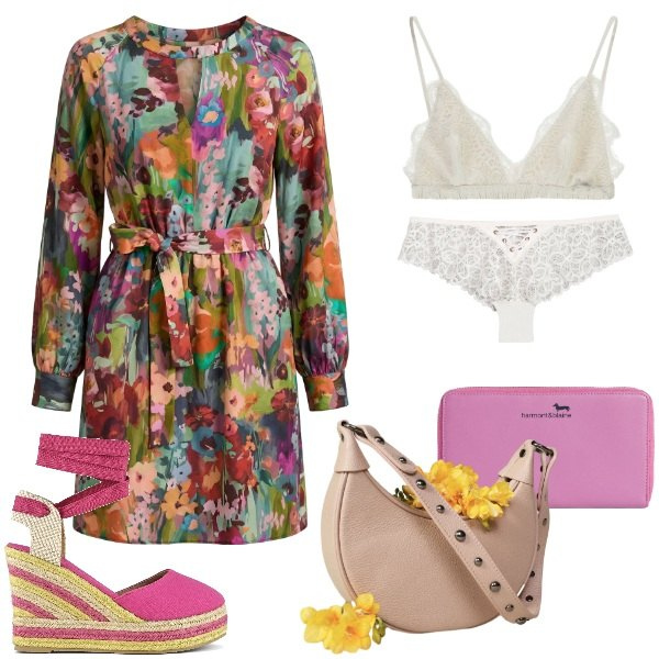 Outfit donna - Weekend di Primavera. Stile Boho per Tutti i giorni. Abbinamento con culotte, vestiti corti, portafogli, reggiseni, borse a spalla, espadrillas.