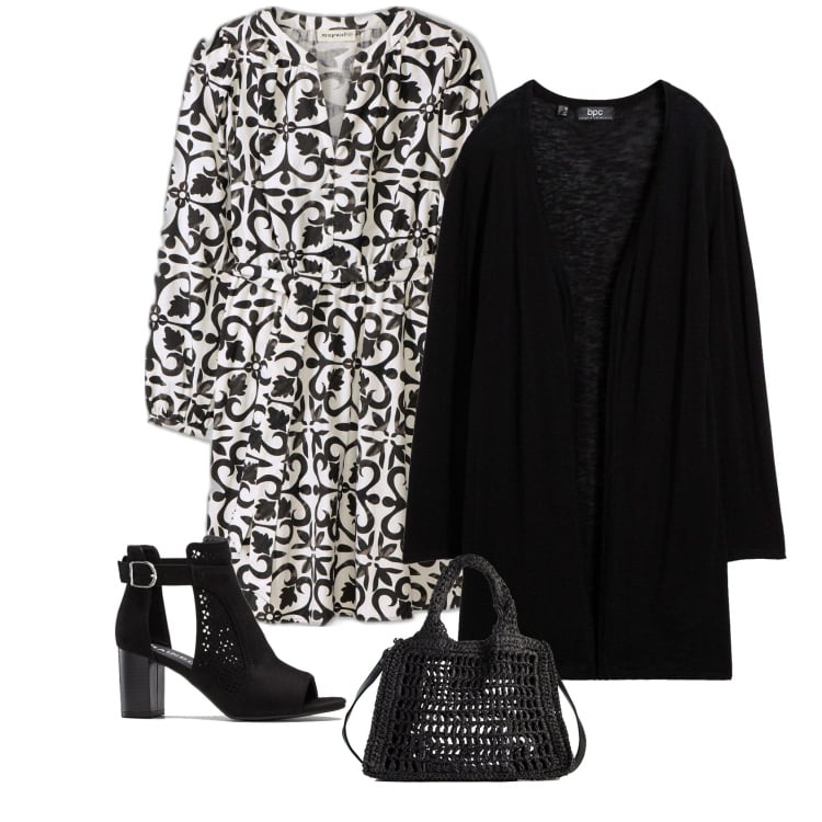 Outfit femme - Robe bohème. Style Boho pour Tous les jours. Assortir avec sandales à talon, pulls, sacs en bandoulière, robes.