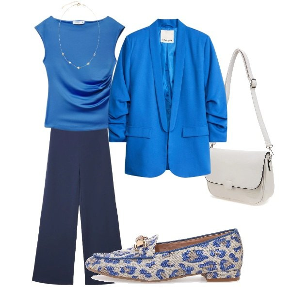 Outfit donna - bluette. Stile Casual chic per Tutti i giorni. Abbinamento con blazer, collane, t-shirt, pantaloni, mocassini, borse a tracolla.