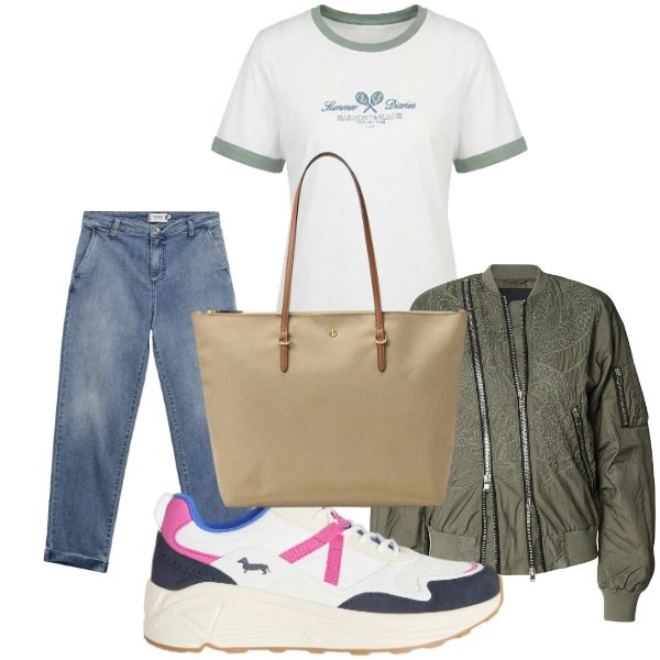 Outfit donna - casual. Stile Basic per Tutti i giorni. Abbinamento con jeans, sneakers, t-shirt, bomber, borse tote.