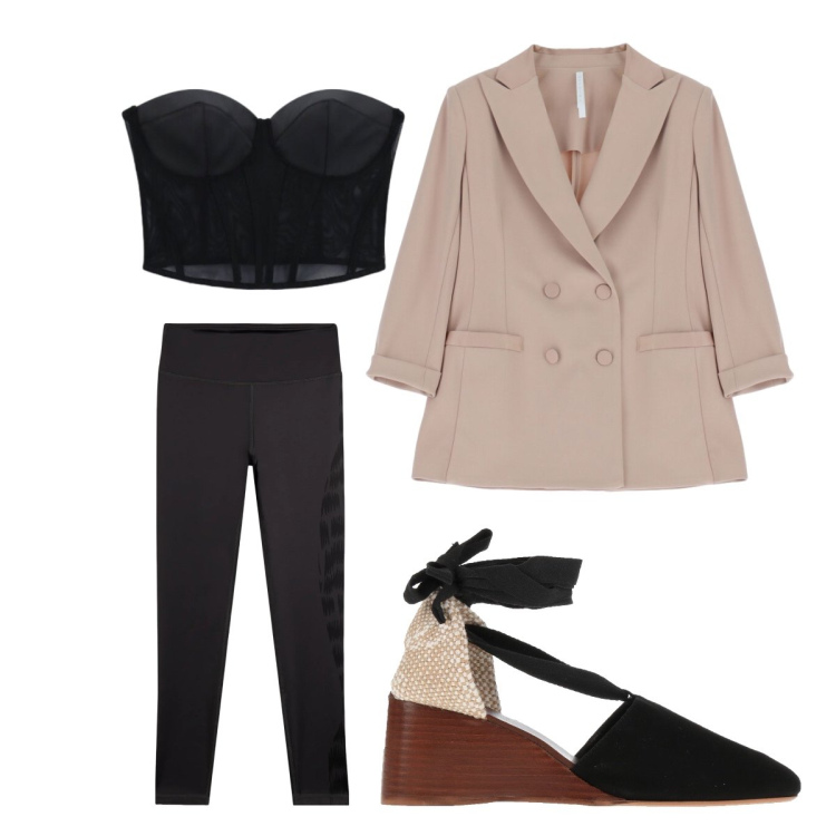 Outfit donna - Moooolto femminile. Stile Sexy per Serata fuori. Abbinamento con décolleté, blazer, top, leggings.