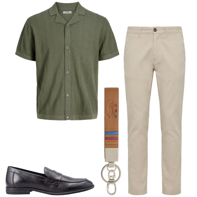Outfit uomo - Total look #2391544. Stile Urban per Tutti i giorni. Abbinamento con camicie a manica corta, portachiavi, pantaloni, scarpe stringate.