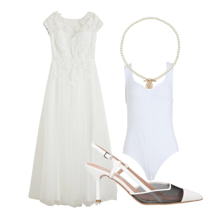 Outfit donna - Sposa di maggio curvy. Stile Romantica per Cerimonia. Abbinamento con décolleté, body, vestiti, ciondoli.