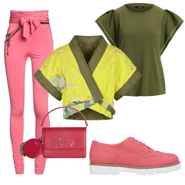 Outfit donna - Total look #2404289. Stile Preppy per Tutti i giorni. Abbinamento con scarpe stringate, top, leggings, borse a tracolla, kimono.
