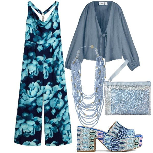 Outfit donna - Stampe che raccontano. Stile Casual chic per Serata fuori. Abbinamento con blazer, tute, pochette, collane, sabot.