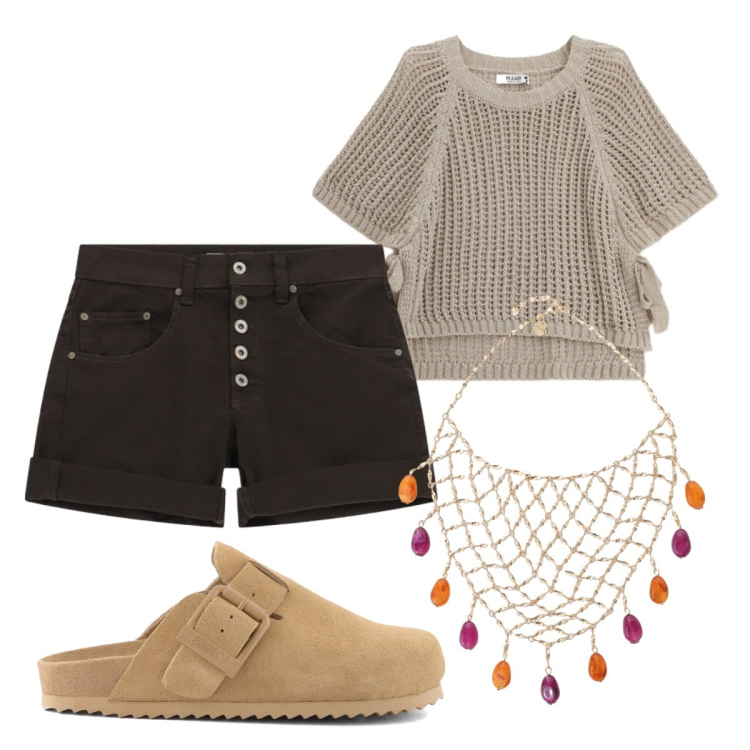 Outfit donna - Shorts per l’aperitivo. Stile Urban per Tutti i giorni. Abbinamento con top, shorts, collane, sabot.