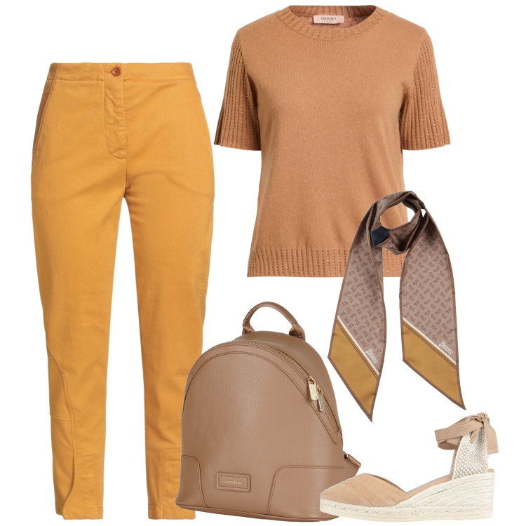 Outfit donna - Ocra. Stile Casual per Tutti i giorni. Abbinamento con jeans slim fit, pullovers, zaini, espadrillas, sciarpe.