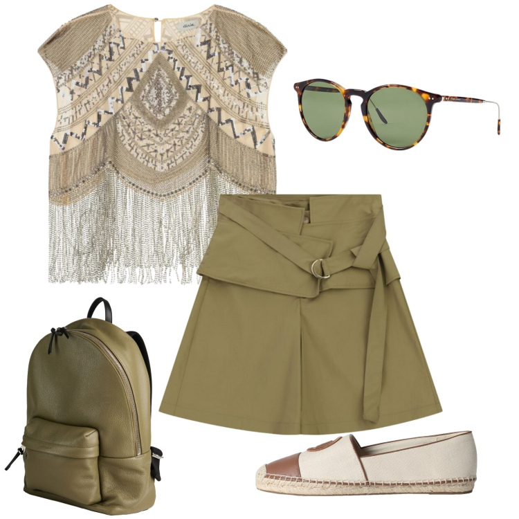 Outfit donna - Bermuda con stlie. Stile Glamour Abbinamento con zaini, espadrillas, top, bermuda, occhiali da sole.